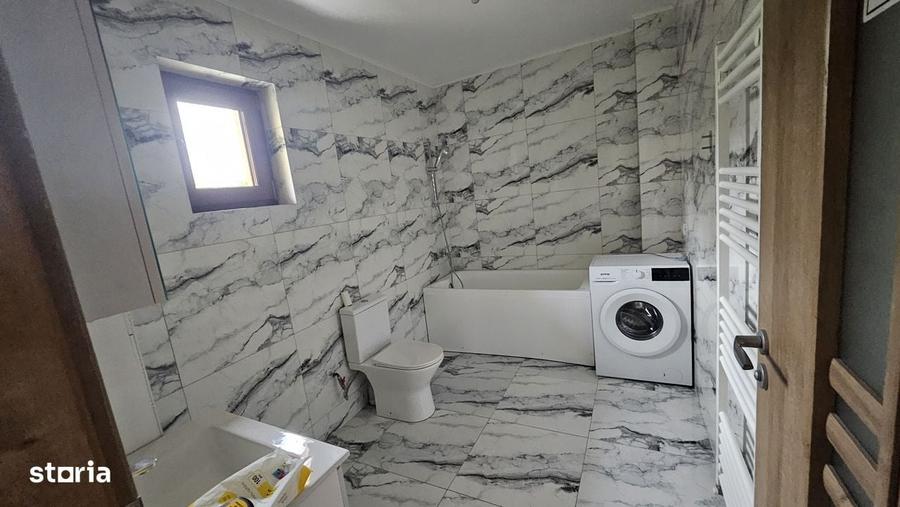 Casă cu 4 camere în Granit