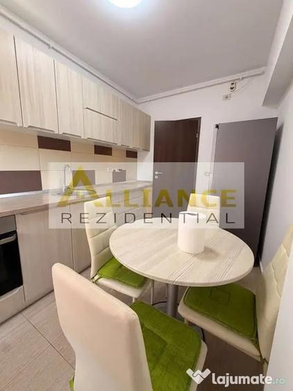 Apartament cu 3 camere decomandat în Metalurgiei