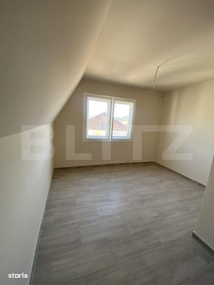 Apartament cu 4 camere decomandat în Lunca