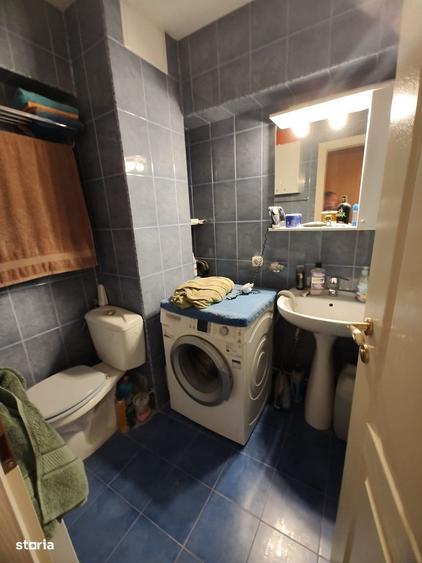 Apartament cu 4 camere decomandat în Decebal