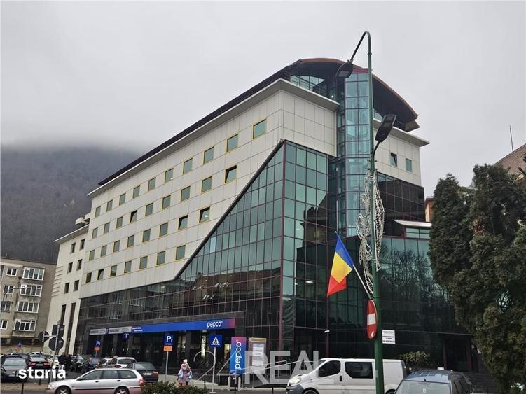 Spațiu comercial, de 100 mp, în Central