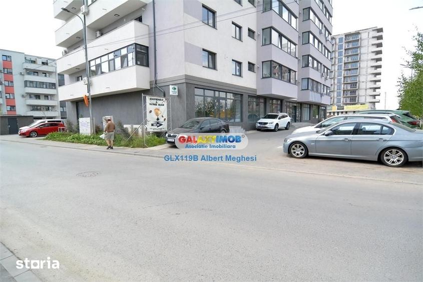 Spațiu comercial, de 377 mp, în Central
