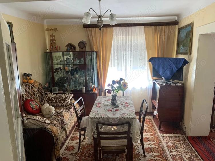 Casă cu 3 camere cu Teren 439 Mp în Central