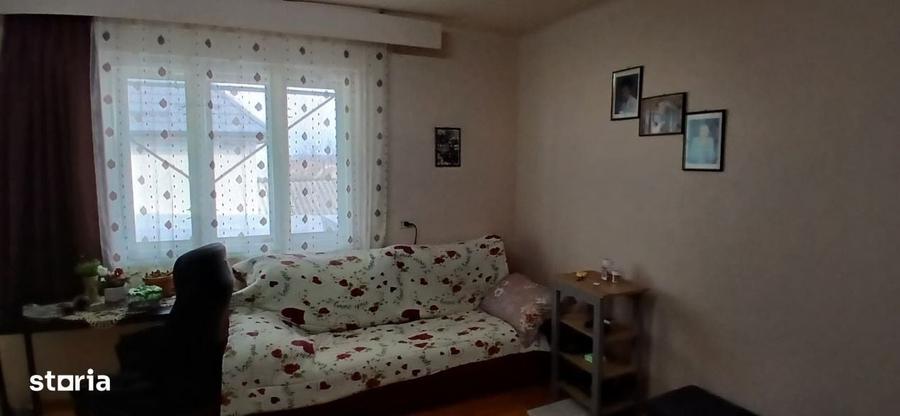 Casă cu 3 camere în Bădeni