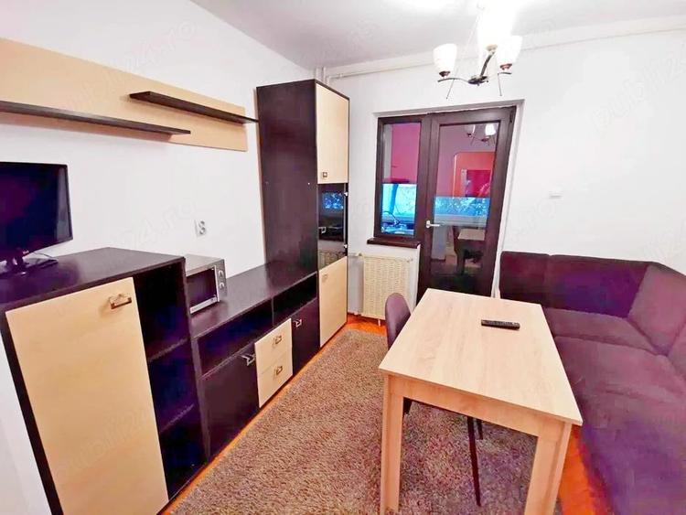 Apartament cu 2 camere decomandat în Soarelui