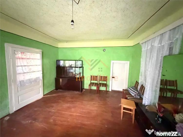 Casă cu 4 camere cu Teren 2846 Mp în Călățea