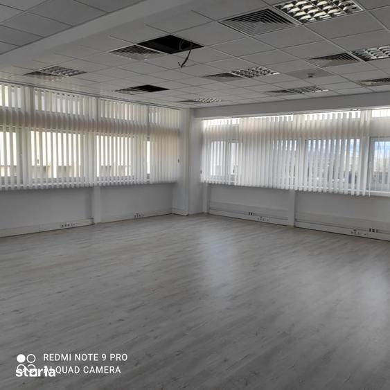 Spațiu comercial, de 100 mp, în Podu Roș
