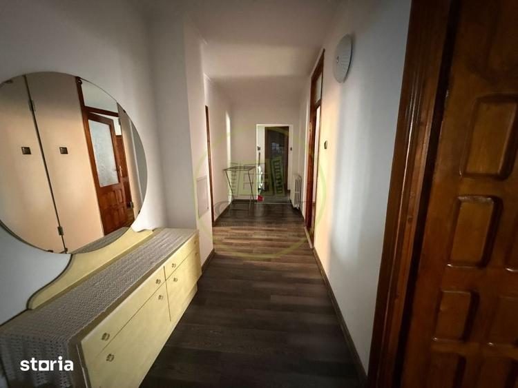 Apartament cu 4 camere decomandat, mobilat în 1 Mai