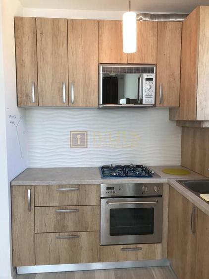 Apartament cu 2 camere semidecomandat, mobilat în Giroc