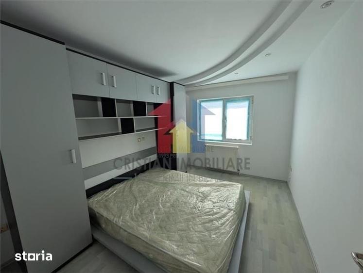 Apartament cu 2 camere decomandat în Calarași 4