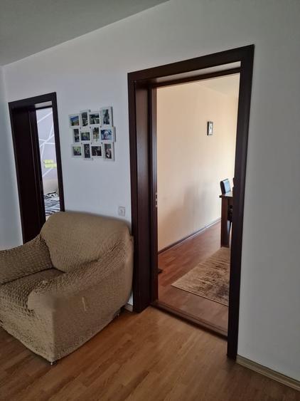 Casă cu 7 camere cu Teren 255 Mp în Central