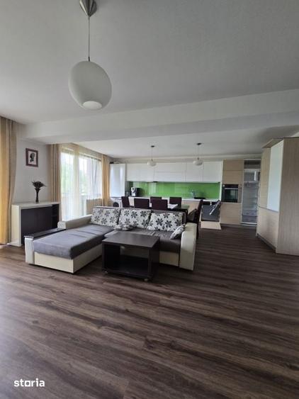 Apartament cu 4 camere în Progresul