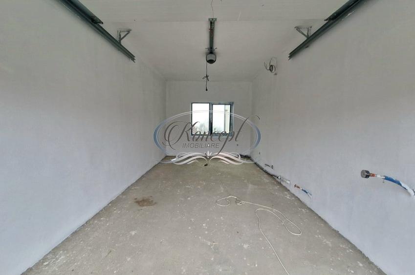 Duplex cu 6 camere cu Canalizare în Feleacu