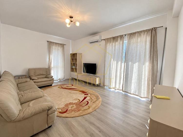 Apartament cu 2 camere decomandat, mobilat în Soarelui