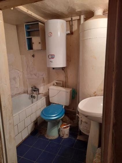 Casă cu 2 camere cu Teren 142 Mp în Central