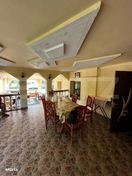 Casă cu 4 camere cu Teren 2400 Mp în Păulești