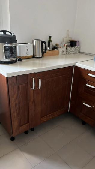 Apartament cu 3 camere decomandat în Titulescu