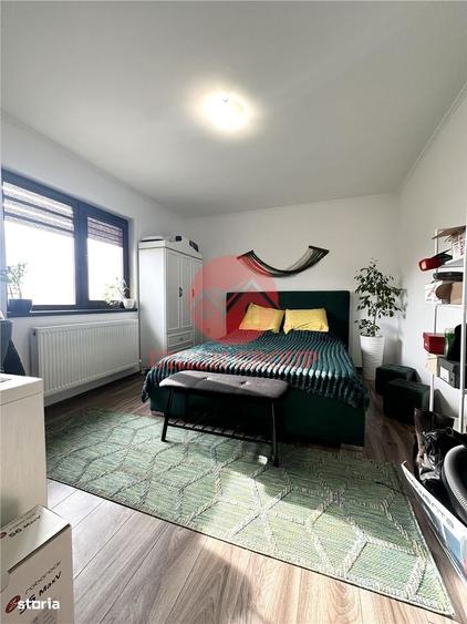 Casă cu 4 camere cu Teren 690 Mp în Corbu