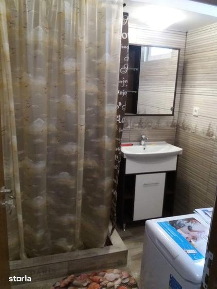 Apartament cu 3 camere decomandat, mobilat în Dacia