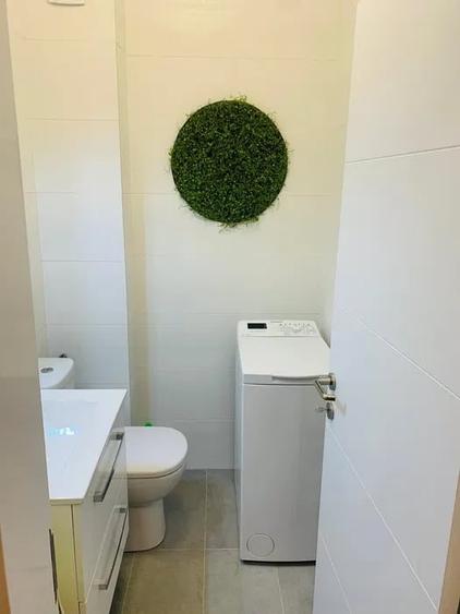 Apartament cu 3 camere decomandat, mobilat în Sisești