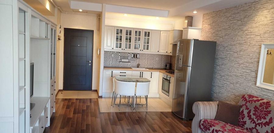 Apartament cu 2 camere semidecomandat în Pipera