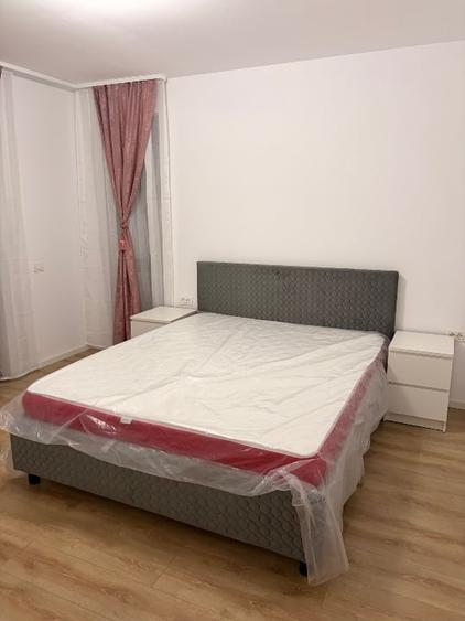 Apartament cu 2 camere semidecomandat, mobilat în Giroc
