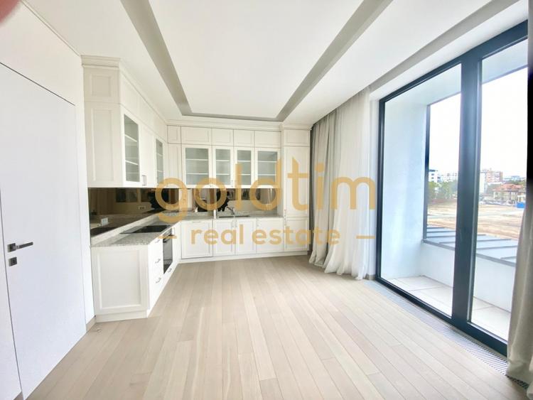 Apartament cu 4 camere decomandat, mobilat în Kiseleff