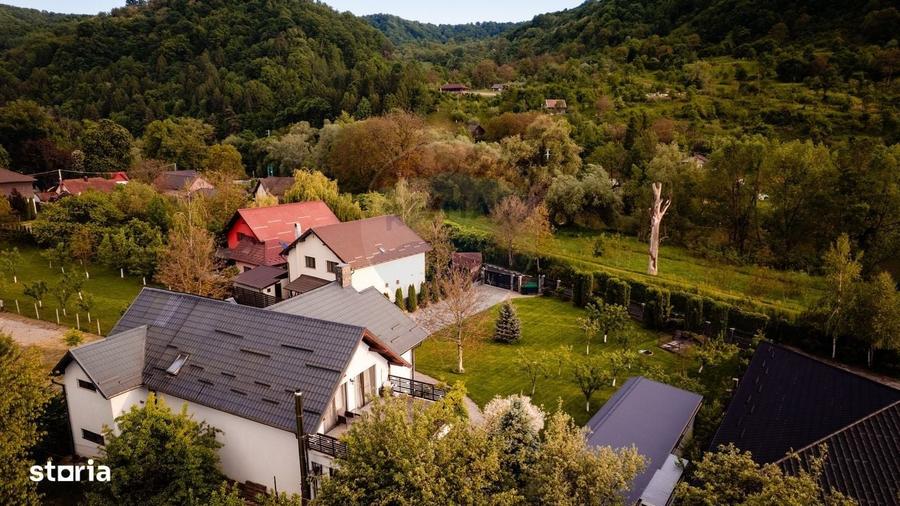 Casă cu 4 camere cu Teren 1241 Mp în Ultracentral