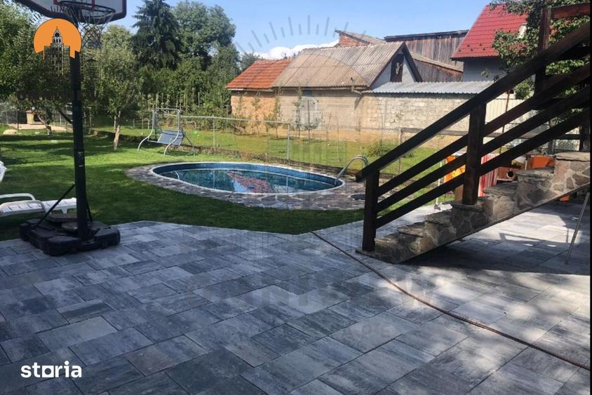 Casă cu 5 camere cu Teren 612 Mp în Tărlungeni