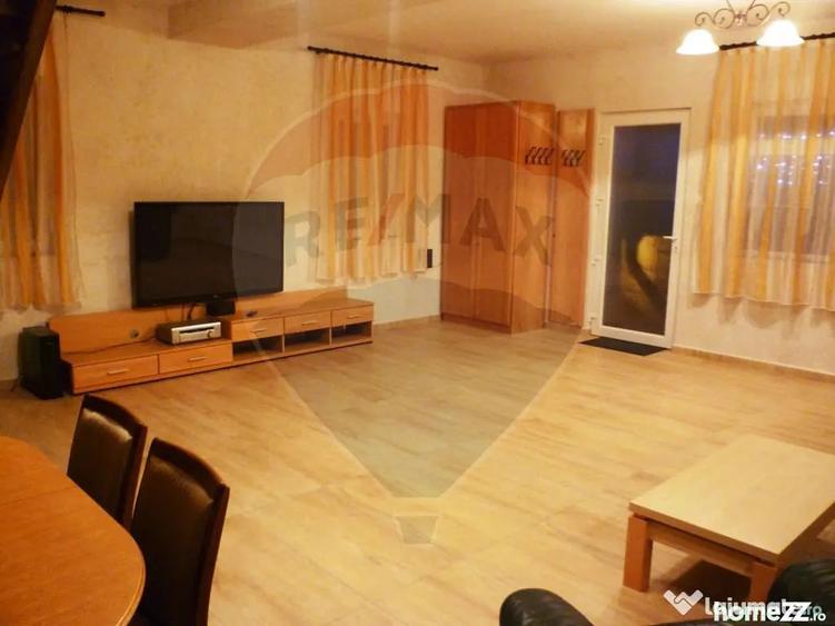 Casă cu 3 camere cu Teren 300 Mp în Subcetate