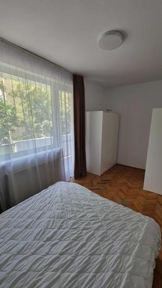 Apartament cu 3 camere semidecomandat în Gheorgheni