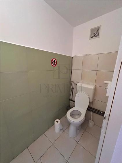 Spațiu comercial, de 100 mp, în Sinaia