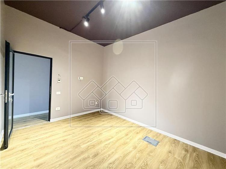 Spațiu comercial, de 174.5 mp, în Turnișor