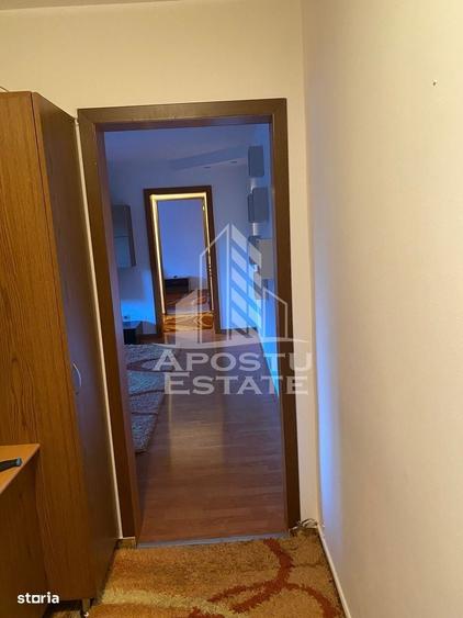 Apartament cu 2 camere semidecomandat în UMT