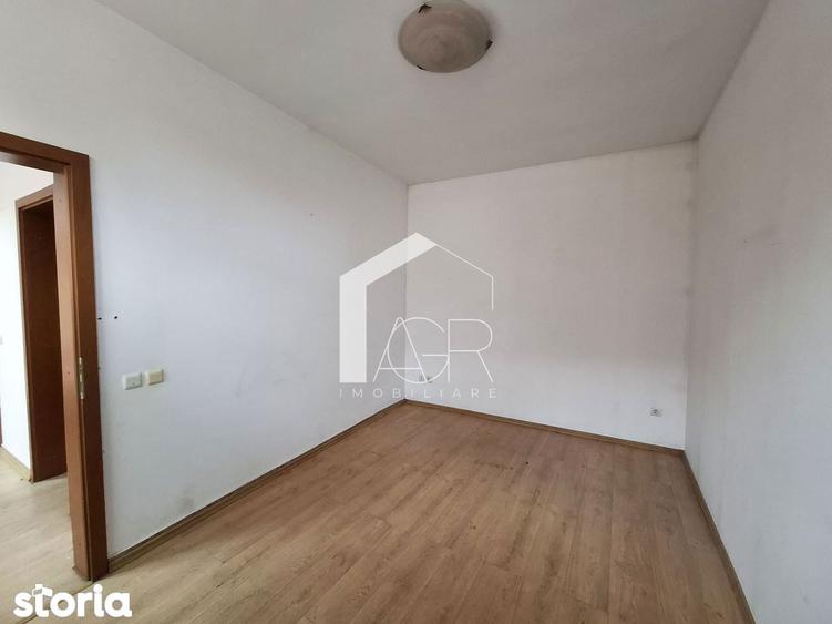 Casă cu 4 camere cu Teren 234 Mp în Transilvaniei