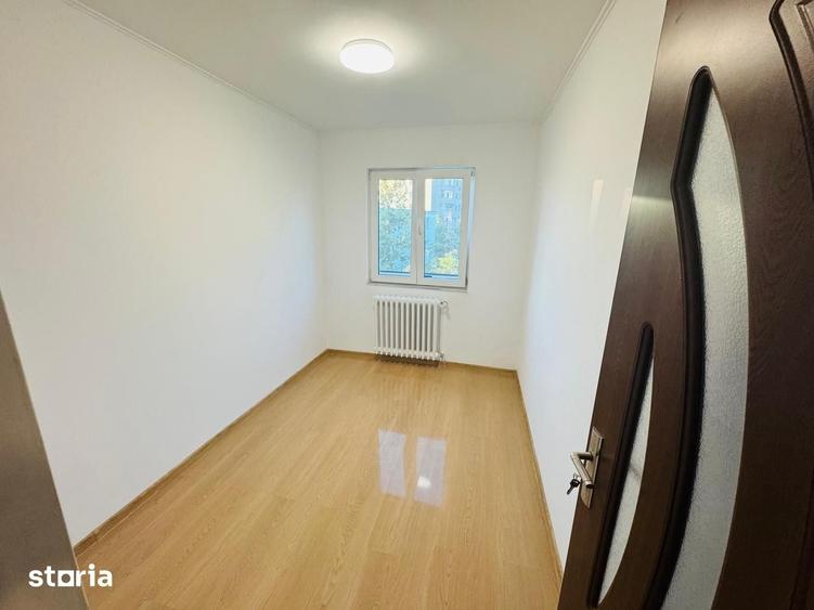 Apartament cu 3 camere nedecomandat în Alexandru cel Bun