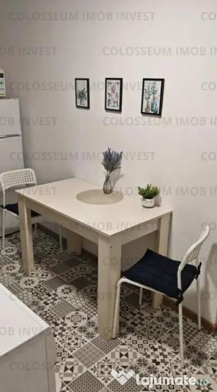 Apartament cu 2 camere semidecomandat în Centrul Istoric