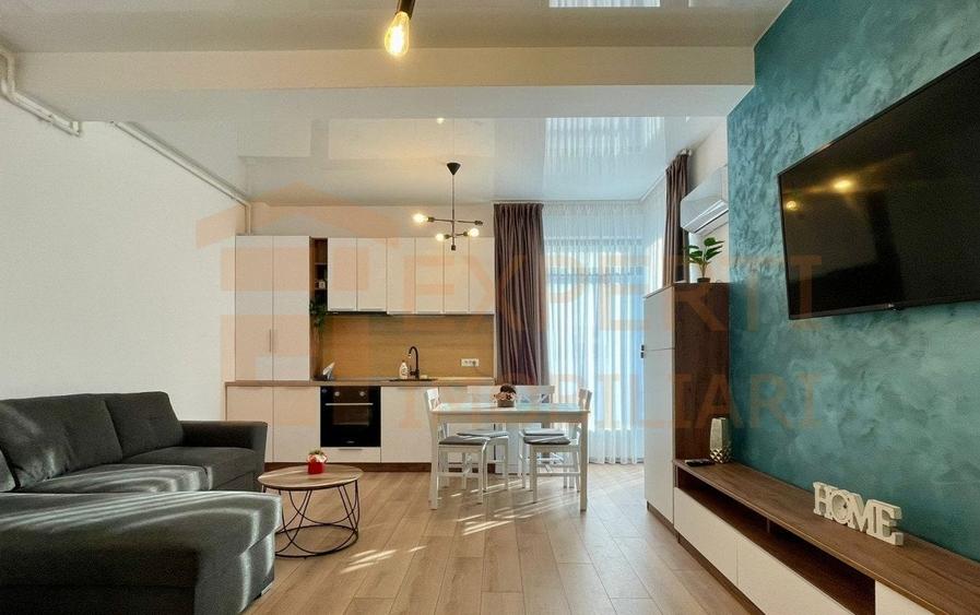 Apartament cu 3 camere semidecomandat, mobilat în Mamaia-Sat