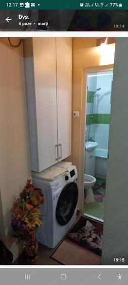 Apartament cu 3 camere semidecomandat în Micro 20