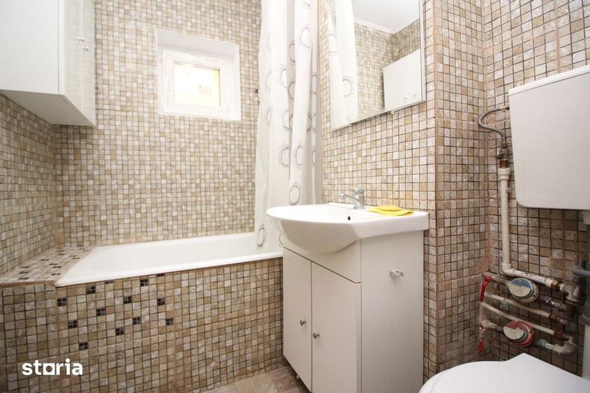 Apartament cu 3 camere decomandat, mobilat în Sălăjan