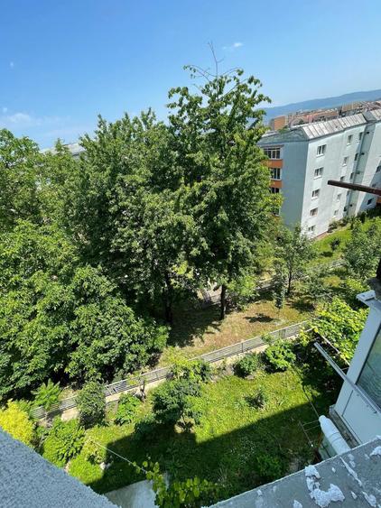 Apartament cu 2 camere semidecomandat în Deve