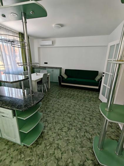 Apartament cu 2 camere decomandat în Mărăști