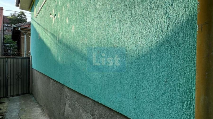 Casă cu 3 camere cu Canalizare în Muncitoresc