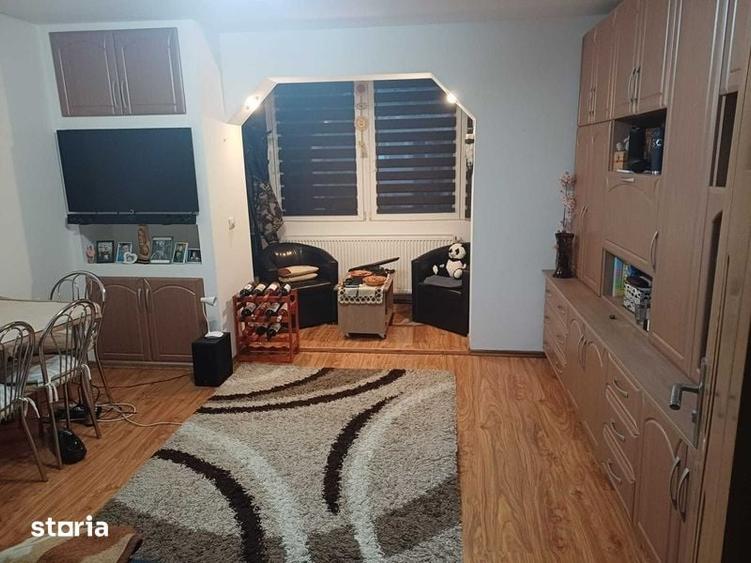 Apartament cu 3 camere în Libertății