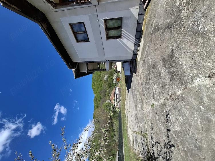 Constructie P+1 cu 6 incaperi 2 bai si teren - 3.329 mp Baile Olane?ti - 10