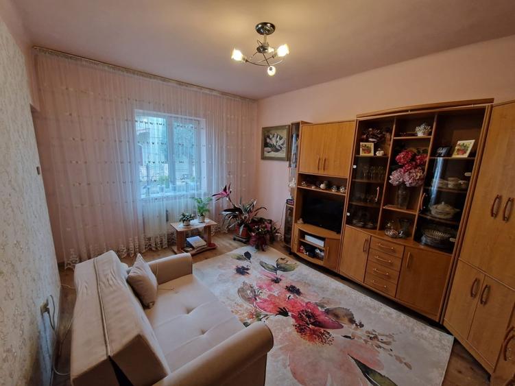 Apartament cu 2 camere decomandat, mobilat în Andrei Mureșanu