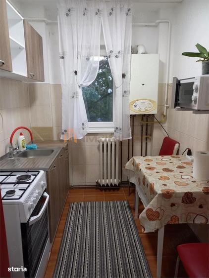 Apartament cu 2 camere semidecomandat, mobilat în Alexandru cel Bun