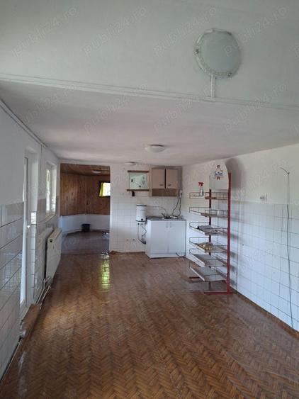 Spațiu comercial, de 35 mp, în Suseni