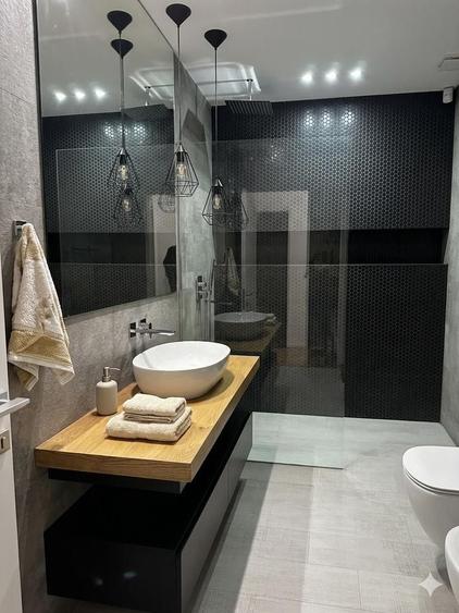 Penthouse cu 5 camere semidecomandat, mobilat în Șoseaua Nordului