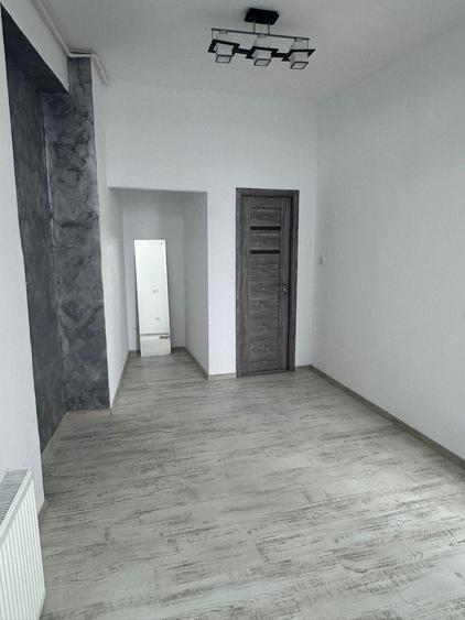Studio de vanzare Piata Romana - 3